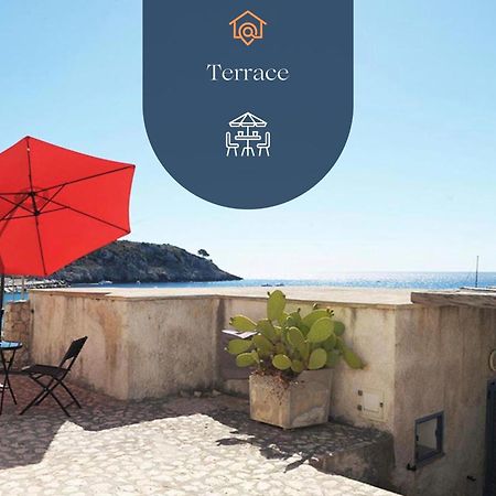 Dehomes - Castro Suites Sul Mare Exteriér fotografie